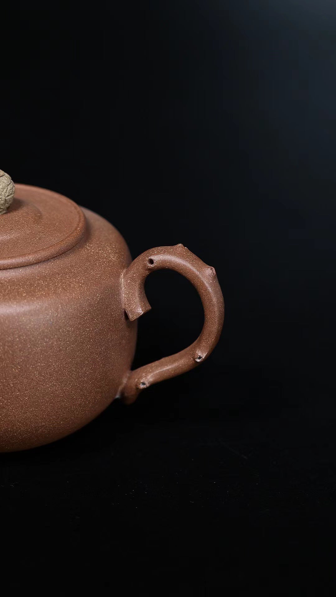 pine cone Teapot